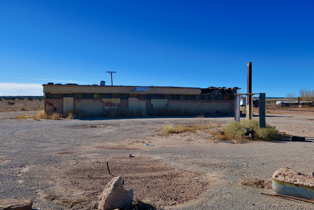 Abandoned Building, Thoreau, NM An abandoned building in T… Flickr
