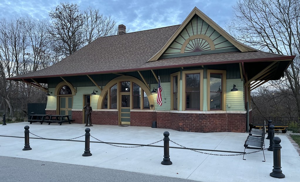 Old Clover Leaf Route Depot (Veedersburg, Indiana) Flickr