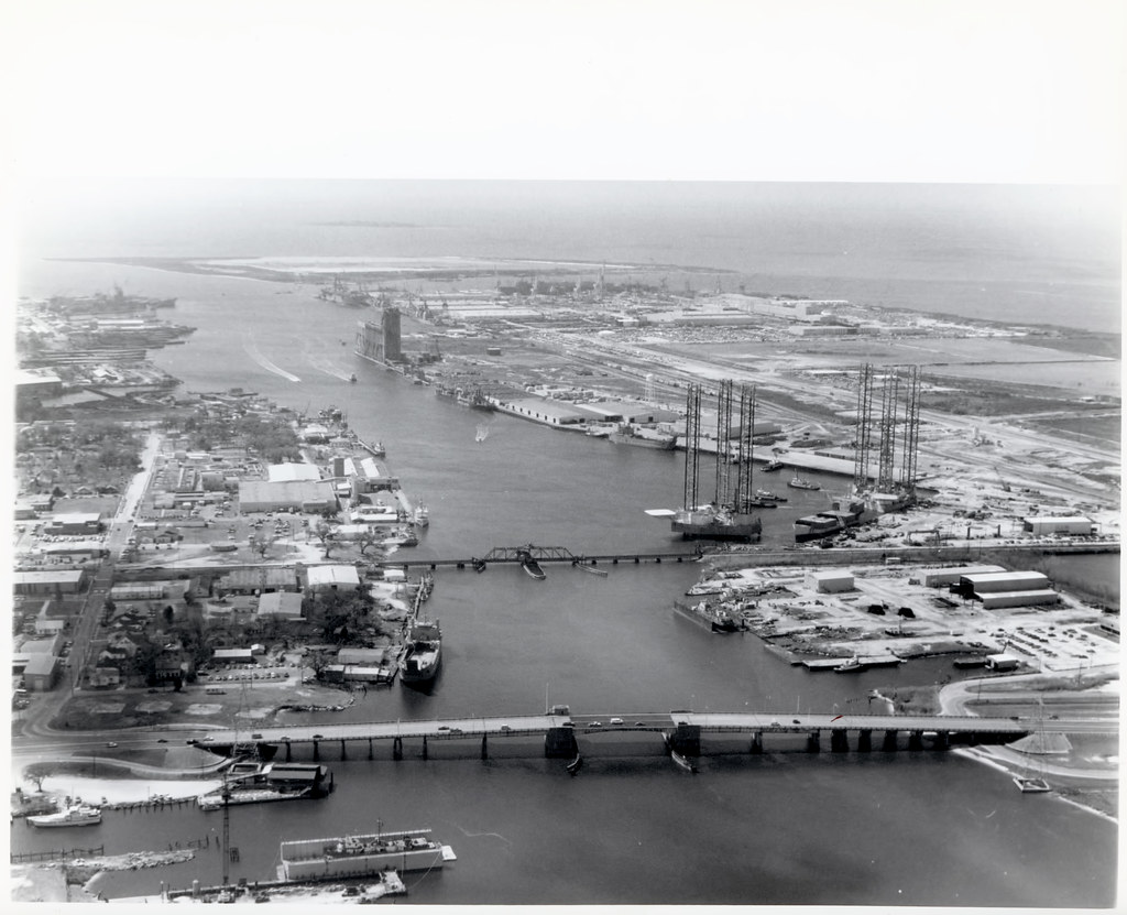 Pascagoula Bridge 1987 Aerial view looking south, towards … Flickr