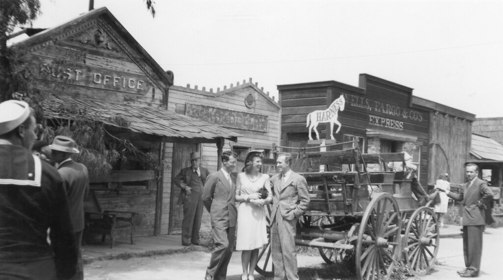 Knott's Berry Farm "Lane King, Kay Lane, Dick Davis" jericl cat
