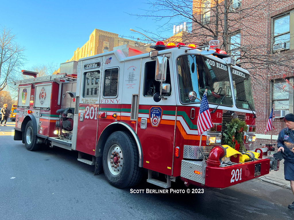 FDNY ENGINE COMPANY 201 | Scott Berliner | Flickr