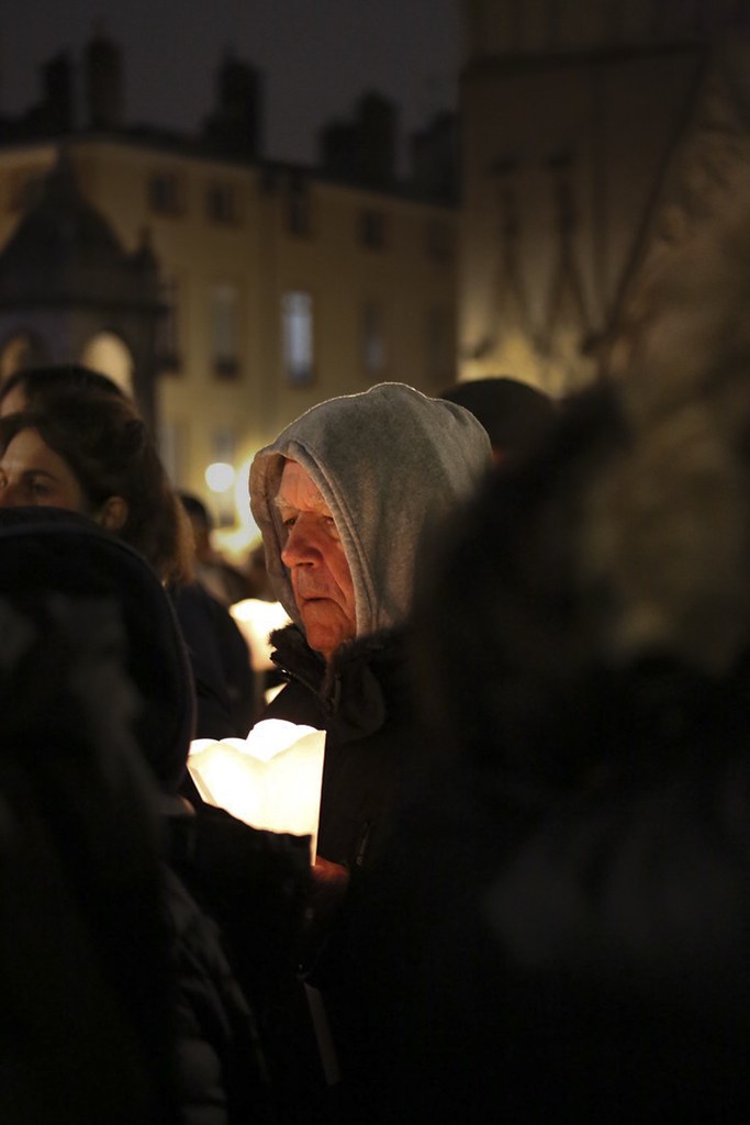 8 décembre 2023 Pour remercier la Vierge Marie, les lyonna… Flickr