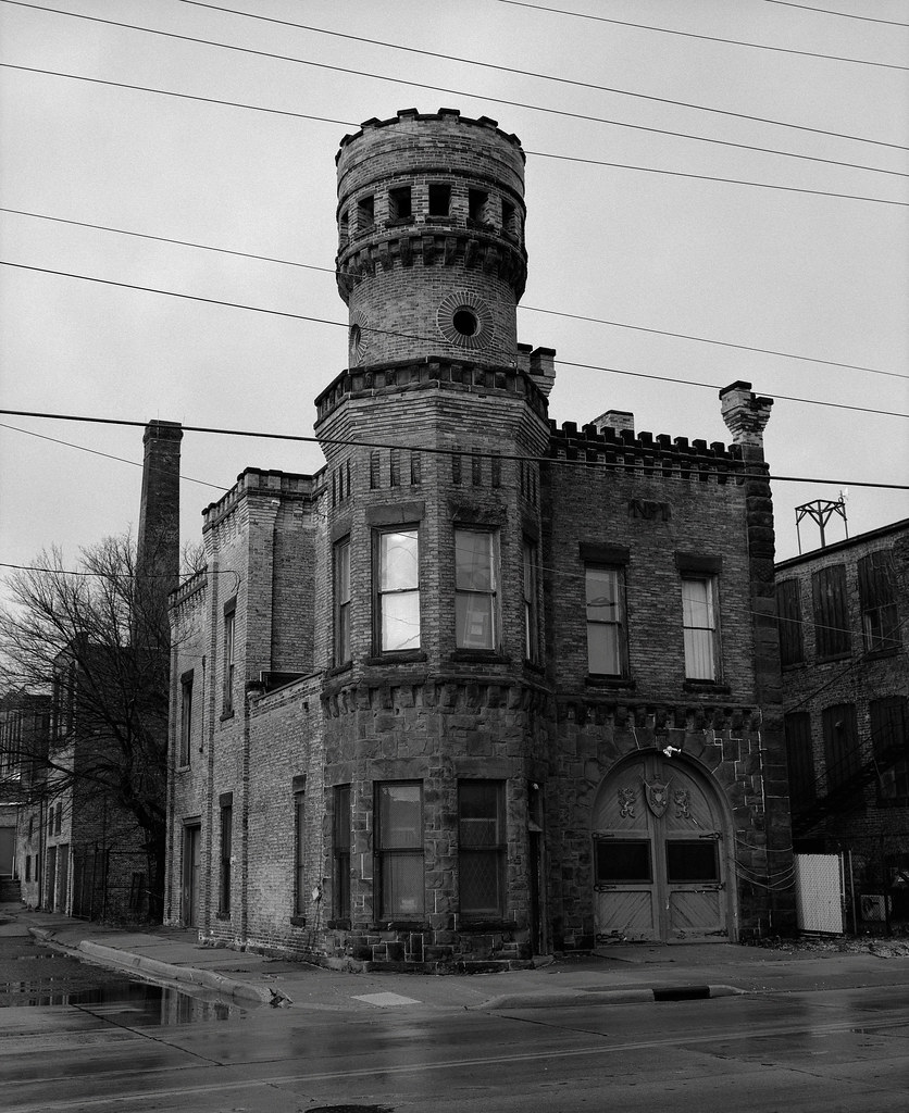 Old Fire Station, Racine, Wisconsin Austin Granger Flickr