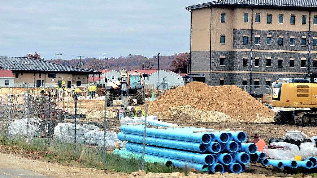 231107AOK556027 The construction area for a new constru… Flickr