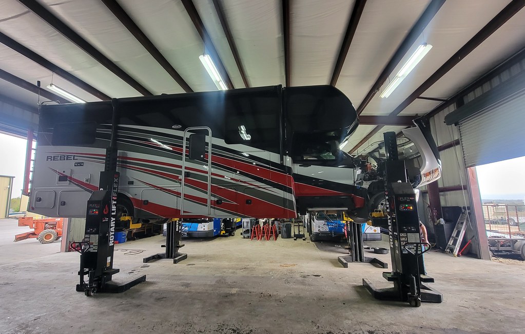 RV Oil change CJ Hordynski Flickr