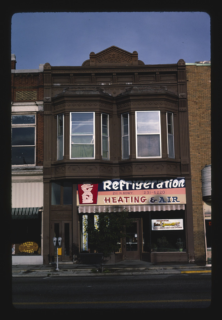 Evans Refrigeration (1900), Broadway, Pittsburg, Kansas (L… Flickr