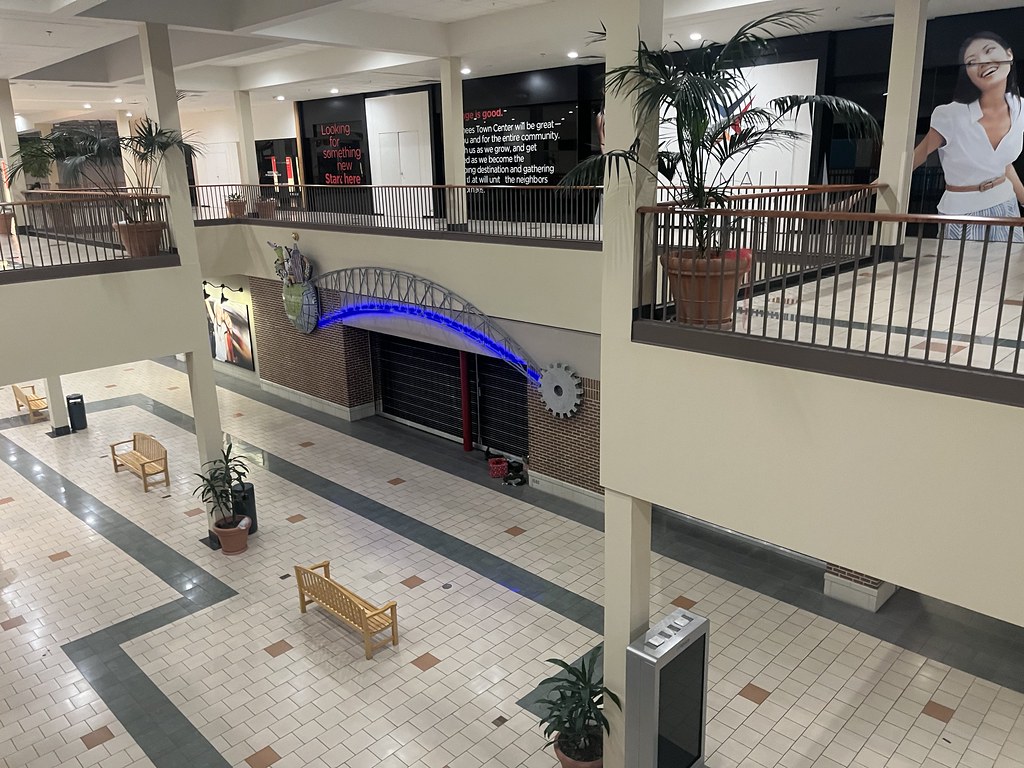 Vorhees town Center Vorhees NJ Conor GuinnBailey Flickr