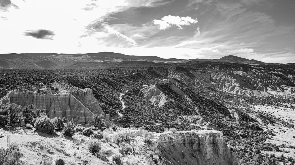 Upper Cathedral Valley Overlook Upper Cathedral Valley Ove… Flickr