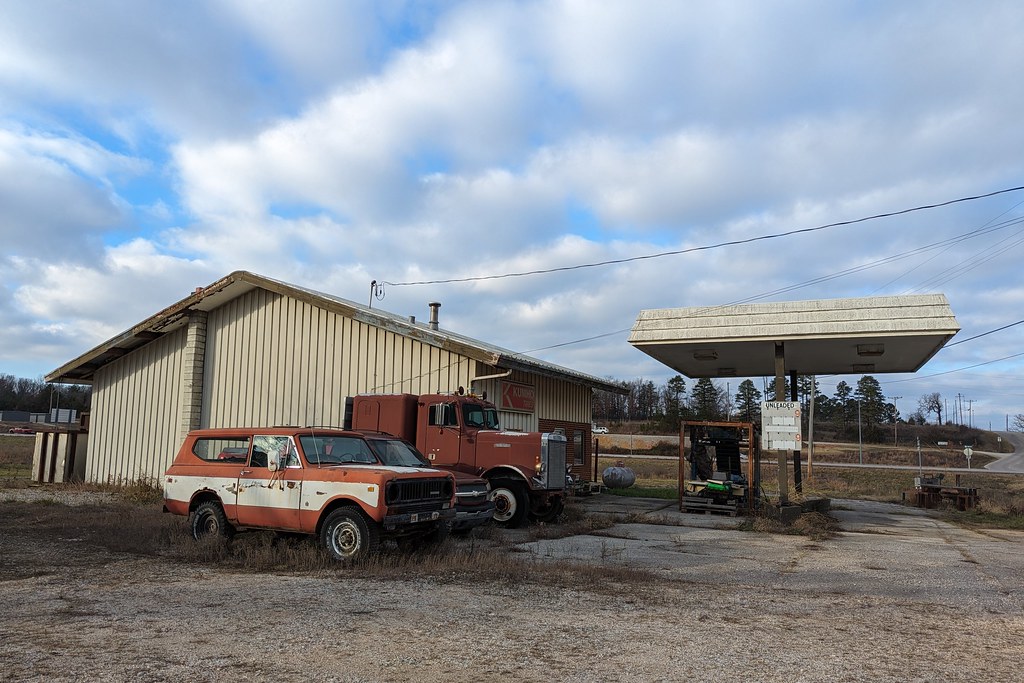 Old Service Station Shannon County, MO_PXL_20231204_2108… Flickr
