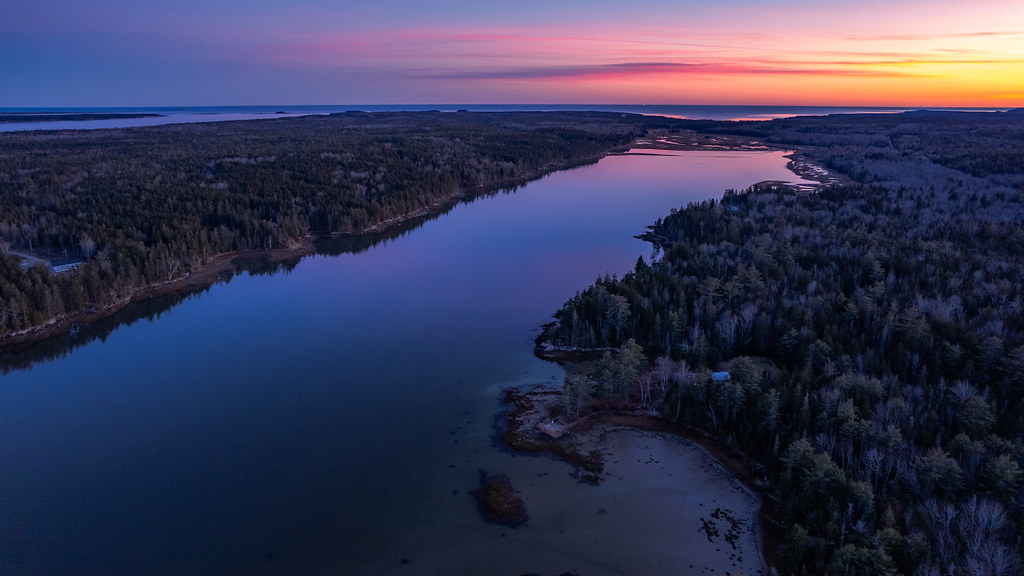 Grand Marsh Bay after sunset from above Binnshire, Gouldsb… Flickr
