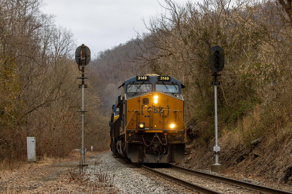 E90915 CSXT 3149 East at Pecks Mill, WV CTRBphotography Flickr