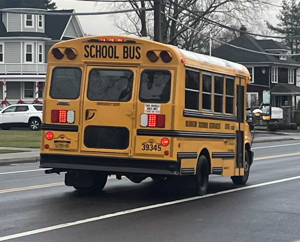 Durham School Services 39345 Former DSS Rochester Montauk Bus
