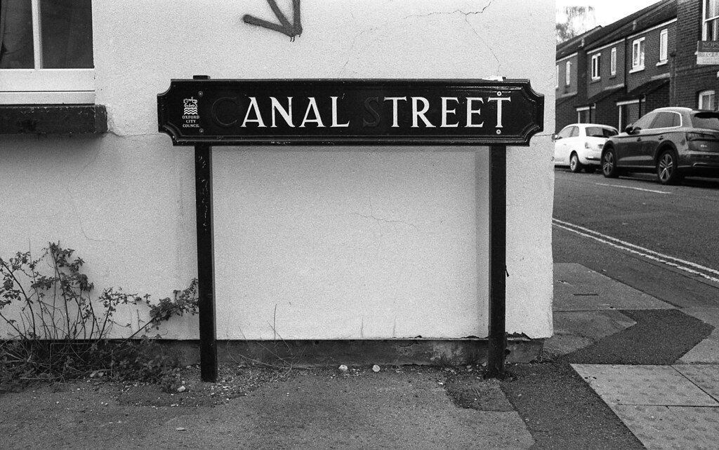 Jericho, Oxford Nikon FM2n NikkorO.C 35mm f/2 Kentmere 40… Flickr