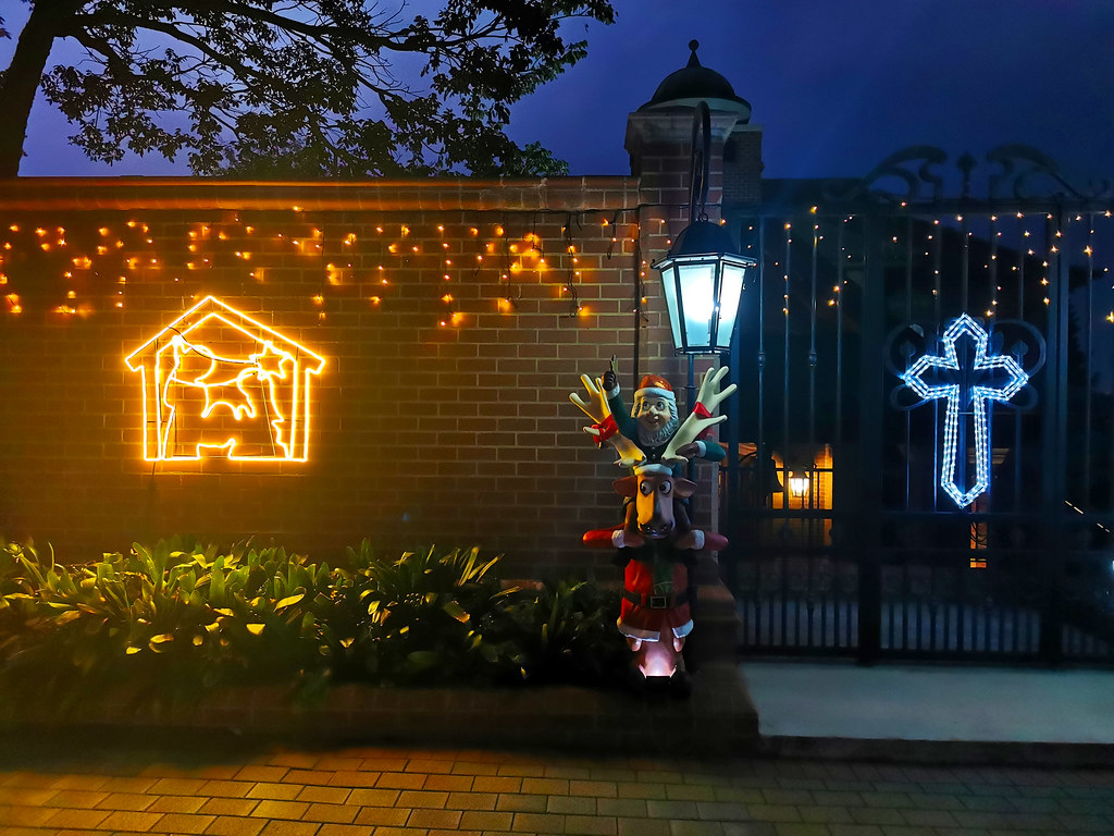 Christmas lights walk Norm Johnson Flickr