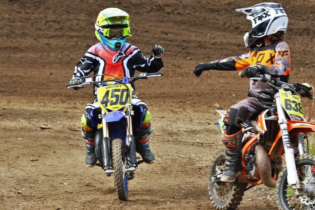 Motocross Caring for each other in sport at Ravenswood, … Flickr