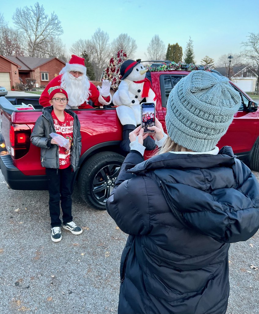 2023 4th Annual Santa Christmas DriveThru Eagle Nest Property Owners