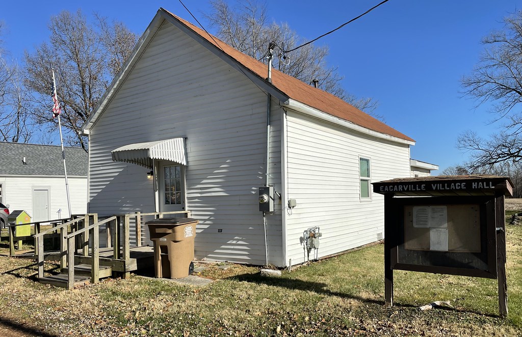 Eagarville, Illinois Village Hall Eagarville, Illinois is … Flickr