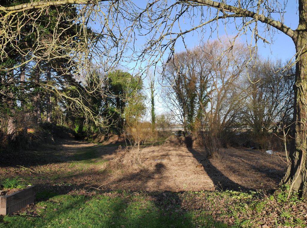 Fulbourn Poor Well, Cow Lane from S 20231226 A waterin… Flickr