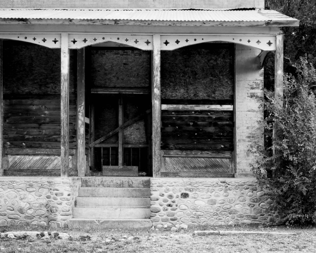Disrepair Wagon Mound, New Mexico USA greenschist Flickr
