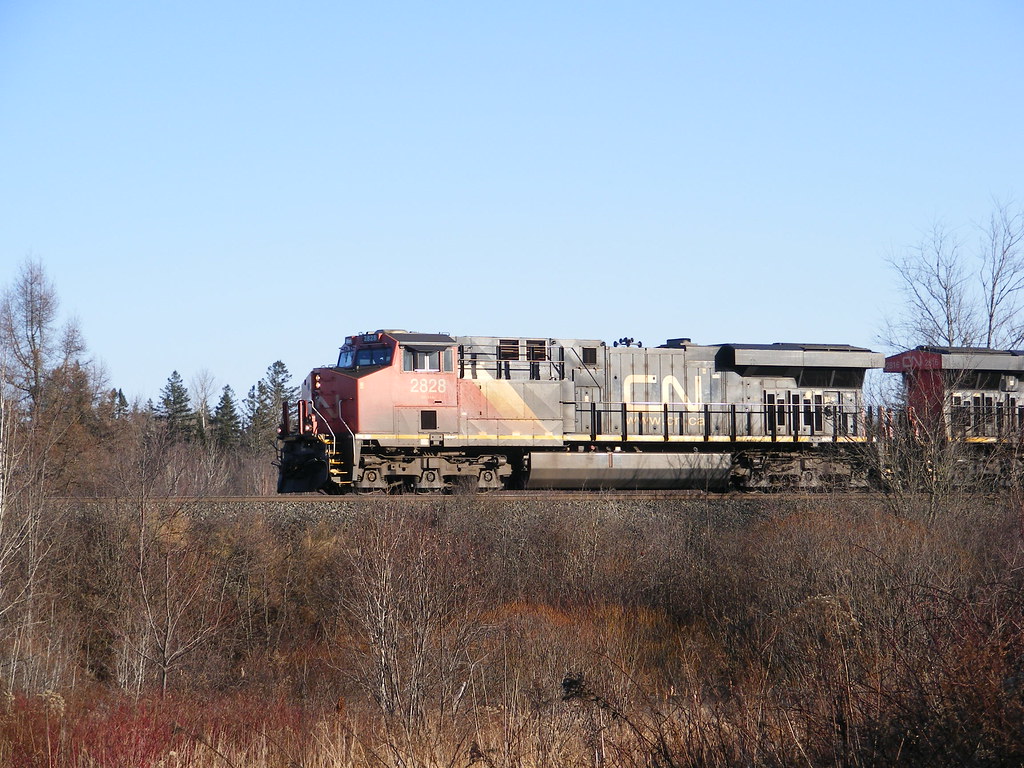 Westbound CN train at Berry Mills, NB Kevin Gaudet Flickr