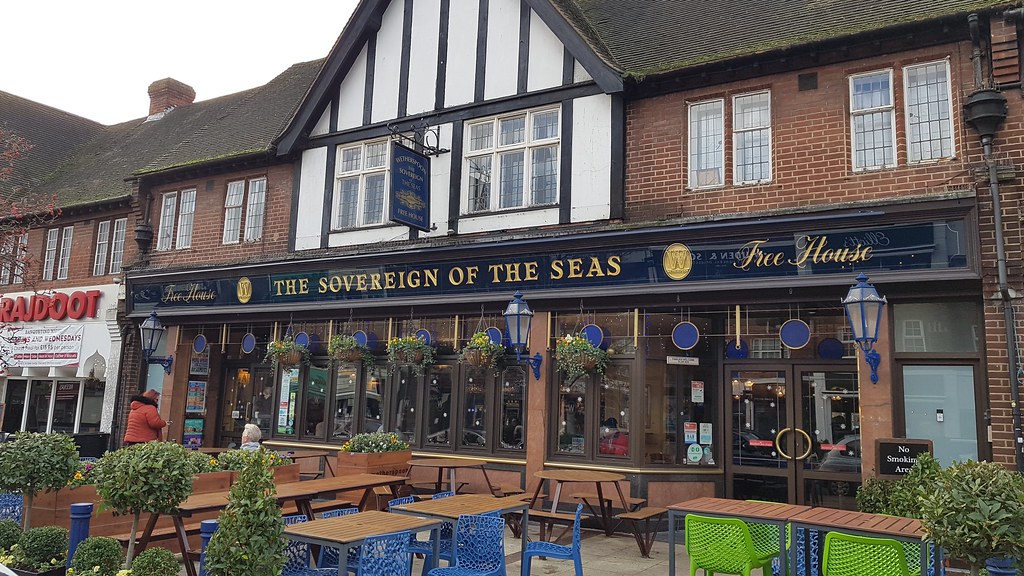 Queensway, Petts Wood 'The Sovereign of the Seas', the Wet… Flickr