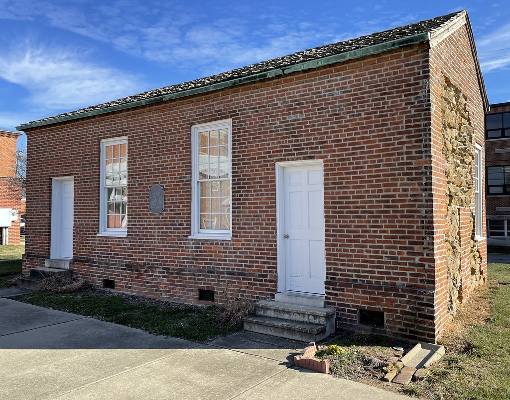 Old Cathedral Bell House (Vincennes, Indiana) Situated beh… Flickr