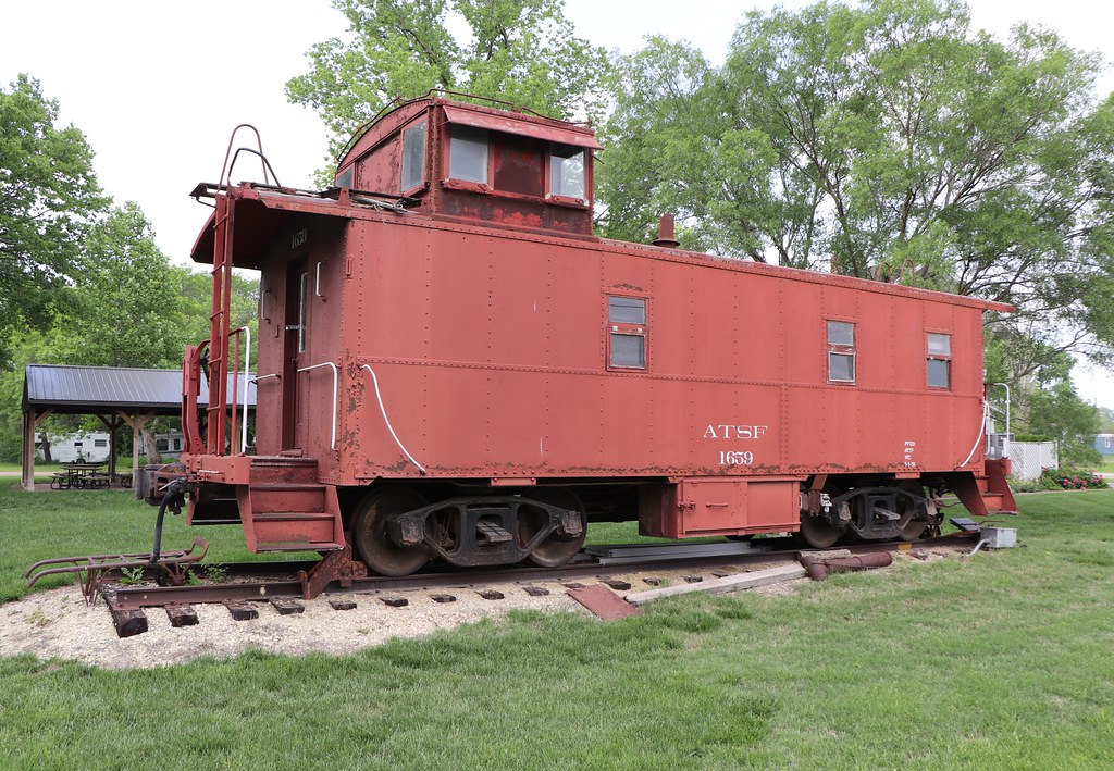 Florence, Kansas ATSF 1659 Caboose at the Harvey House Mus… R Serf