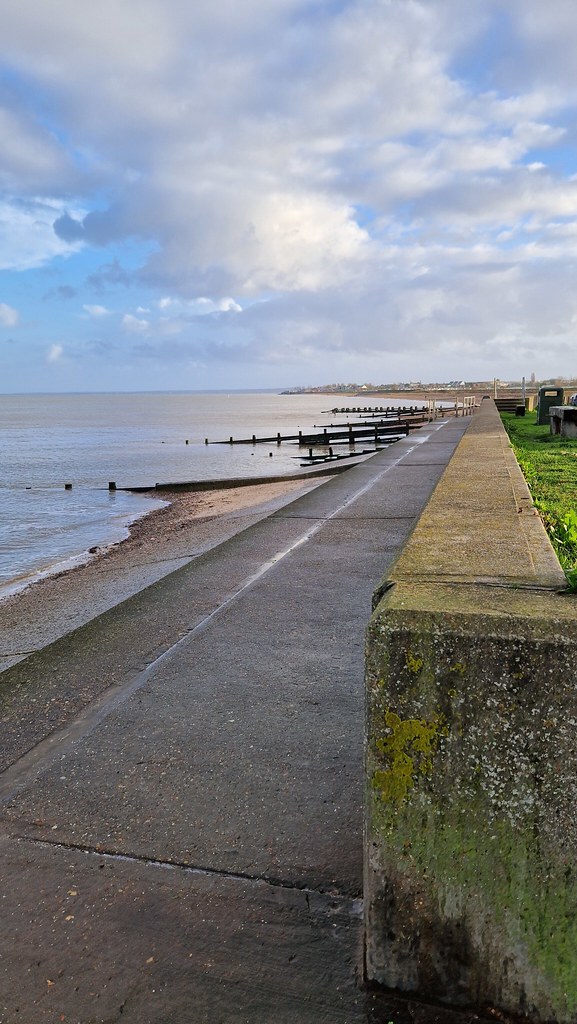 Beach At Warden, Isle Of Sheppey 20231231 (7) Chaddy Goods Flickr
