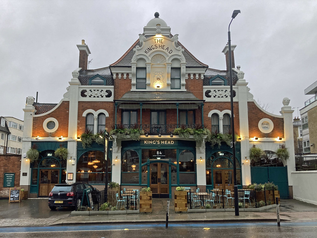 King's Head, Tooting A mighty fine late Victorian confecti… Flickr