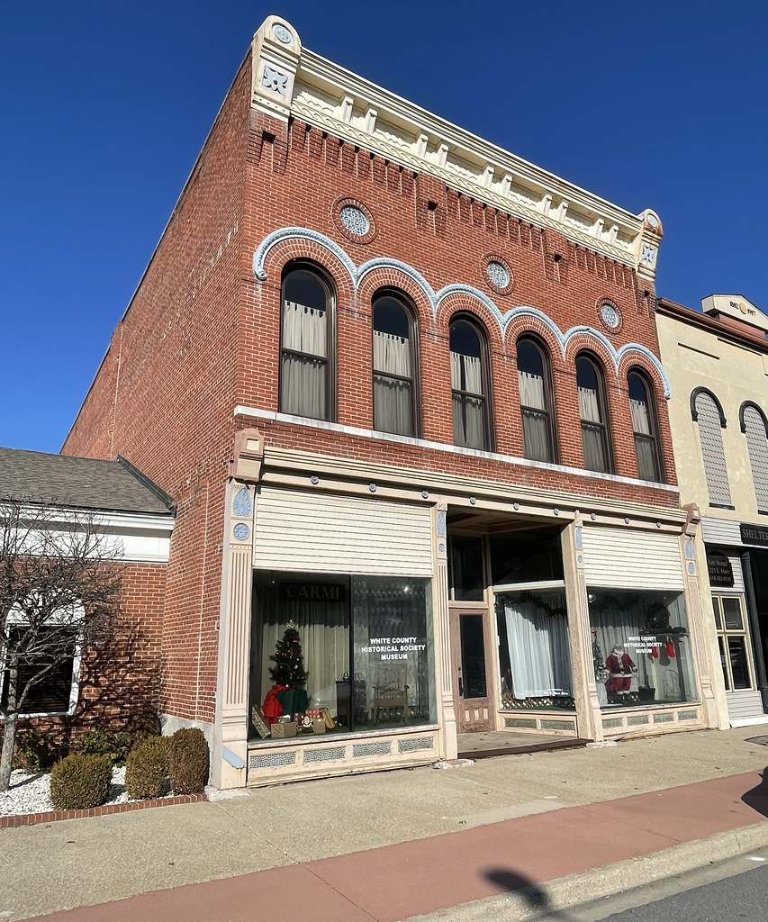 L. Haas Building (Carmi, Illinois) Located at 219 East Mai… Flickr