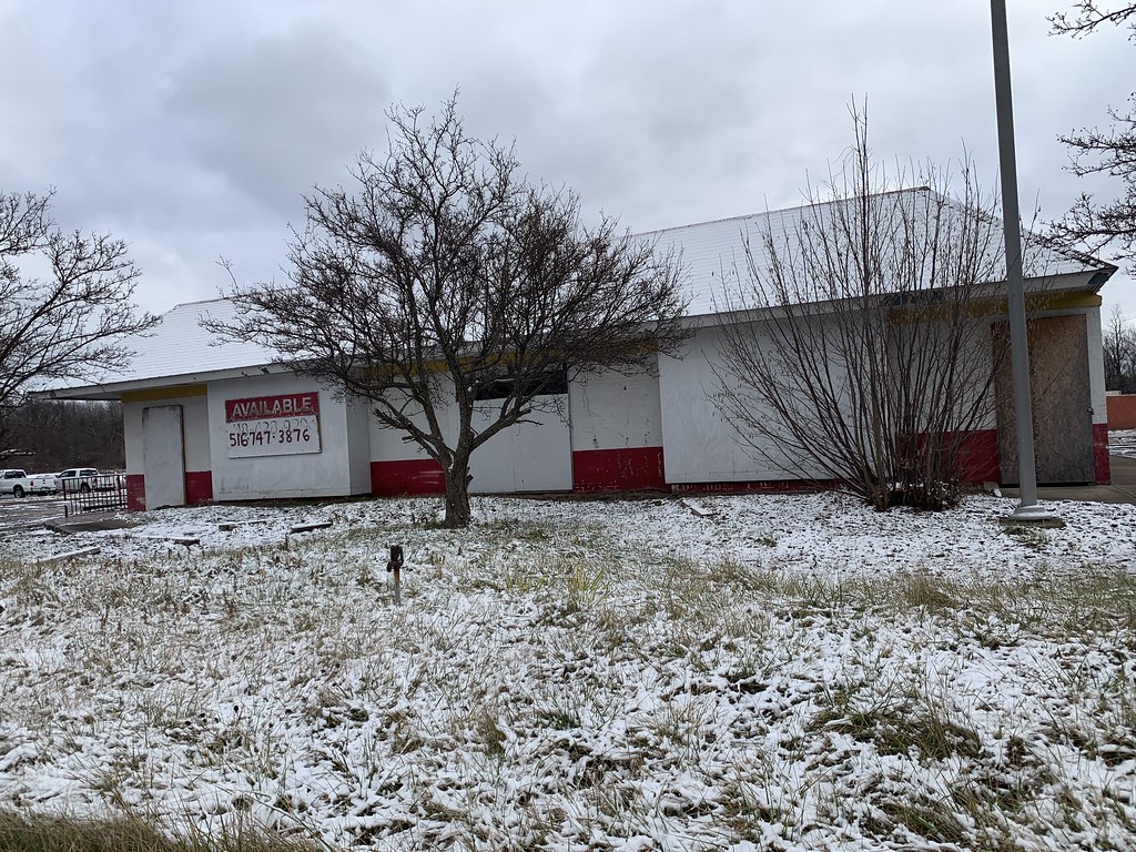 Abandoned McDonald's Ashtabula, OH The Saybrook McDonald… Flickr