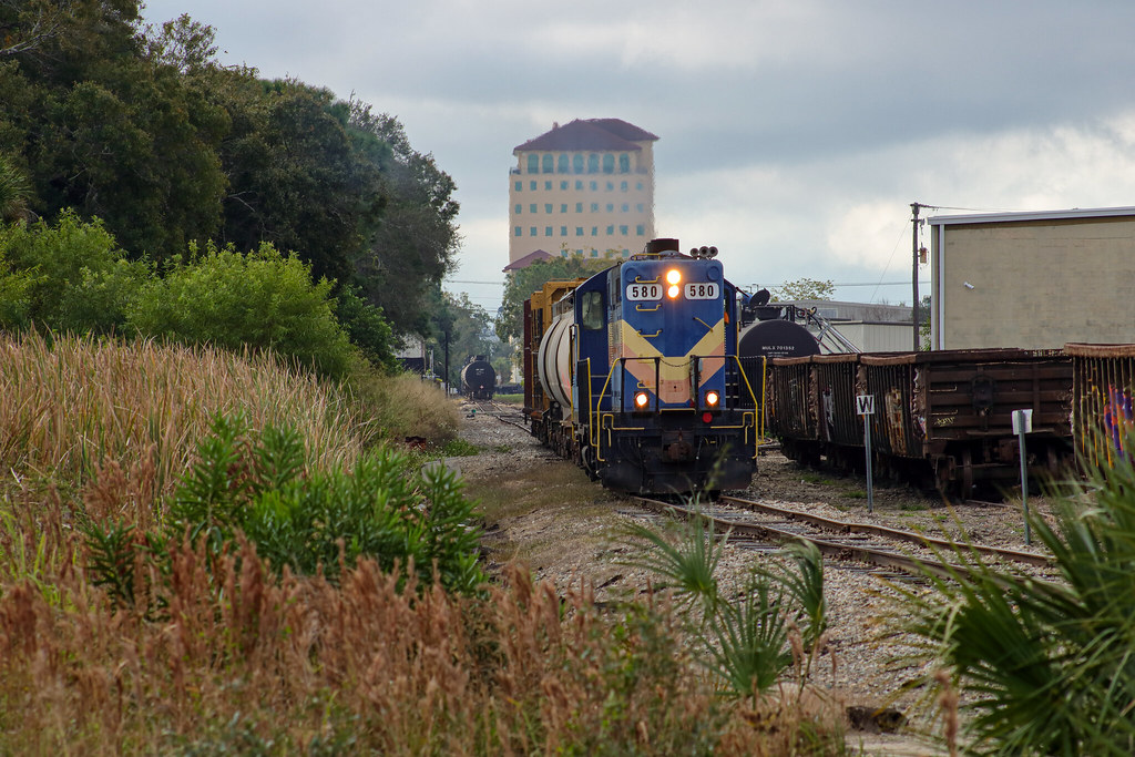 Seminole Gulf Sarasota Job 1/4/24 Working the Downtown Wye… Flickr