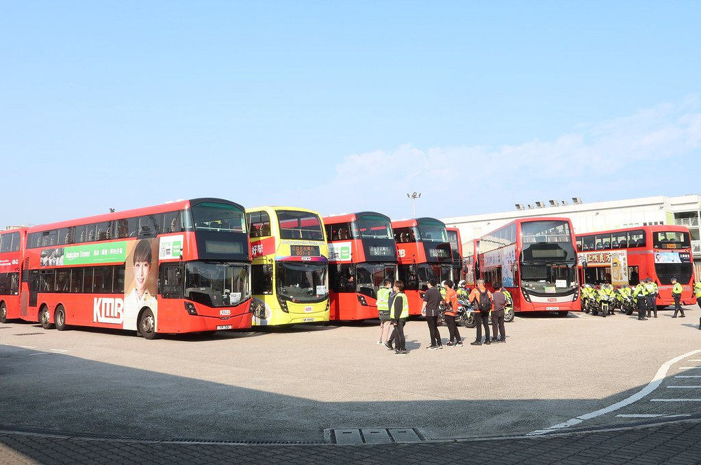 Community Chest walk for Millions holding on HZMB Hong Kon… Flickr