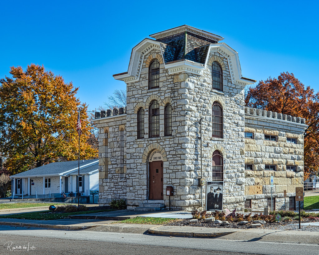 Macoupin County's "Cannonball Jail," Carlinville, Illinois… Flickr