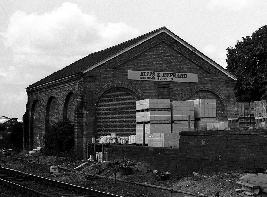 Narborough goods shed (LNWR) 1986 kevin smith Flickr