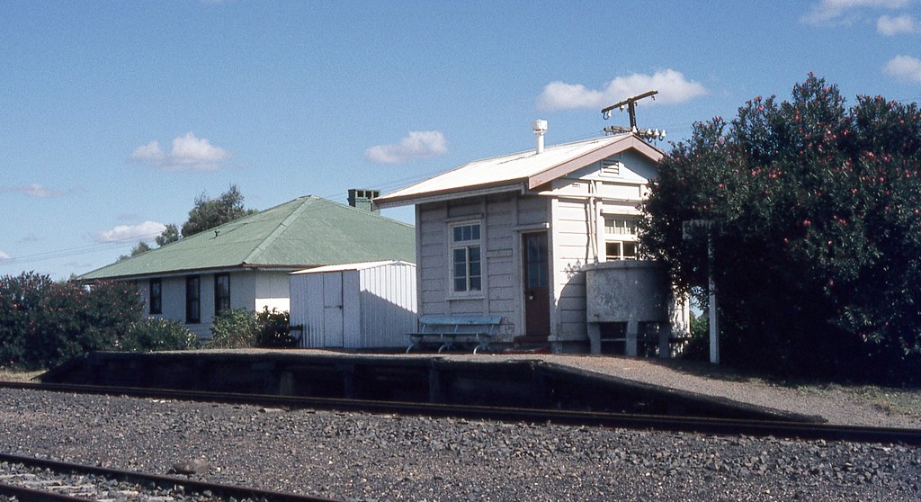 Camurra Railway Station, Camurra, NSW. KI842 dunedoo Flickr