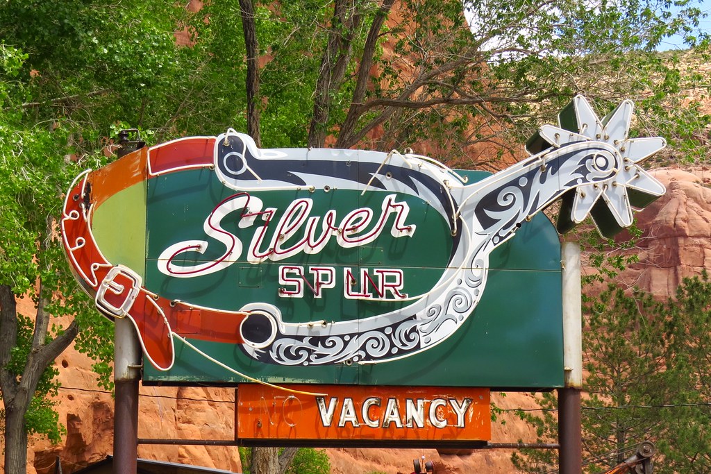 Silver Spur Motel Sign On display at Hole N' The Rock, a r… Flickr