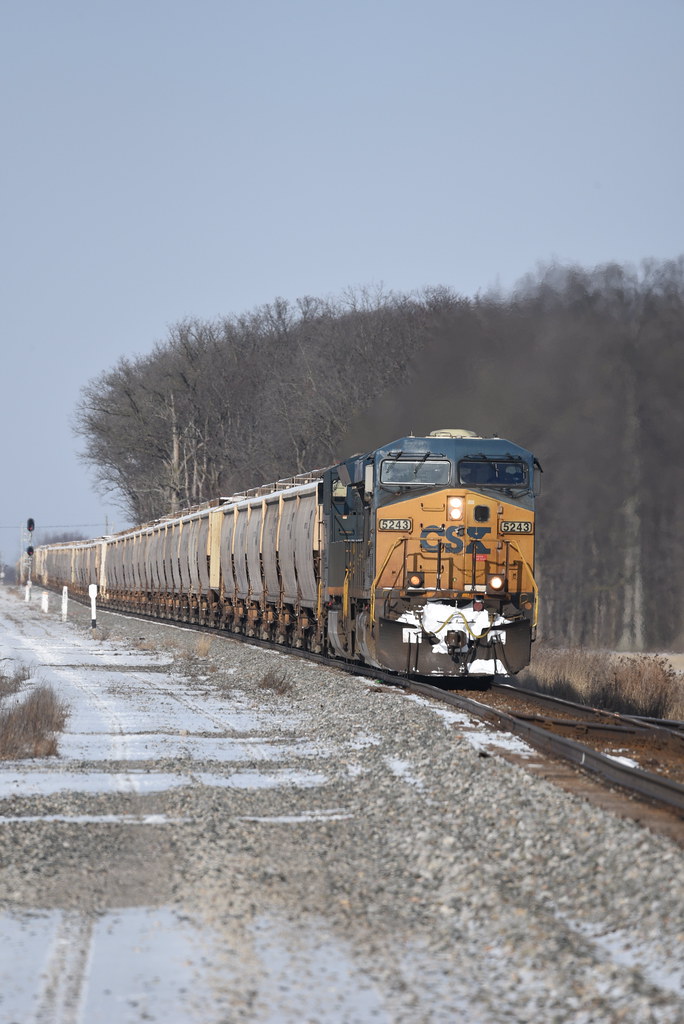 CSX EB Grainer Alvada OH 11424 CSX 5243 leads an eastbound… Flickr