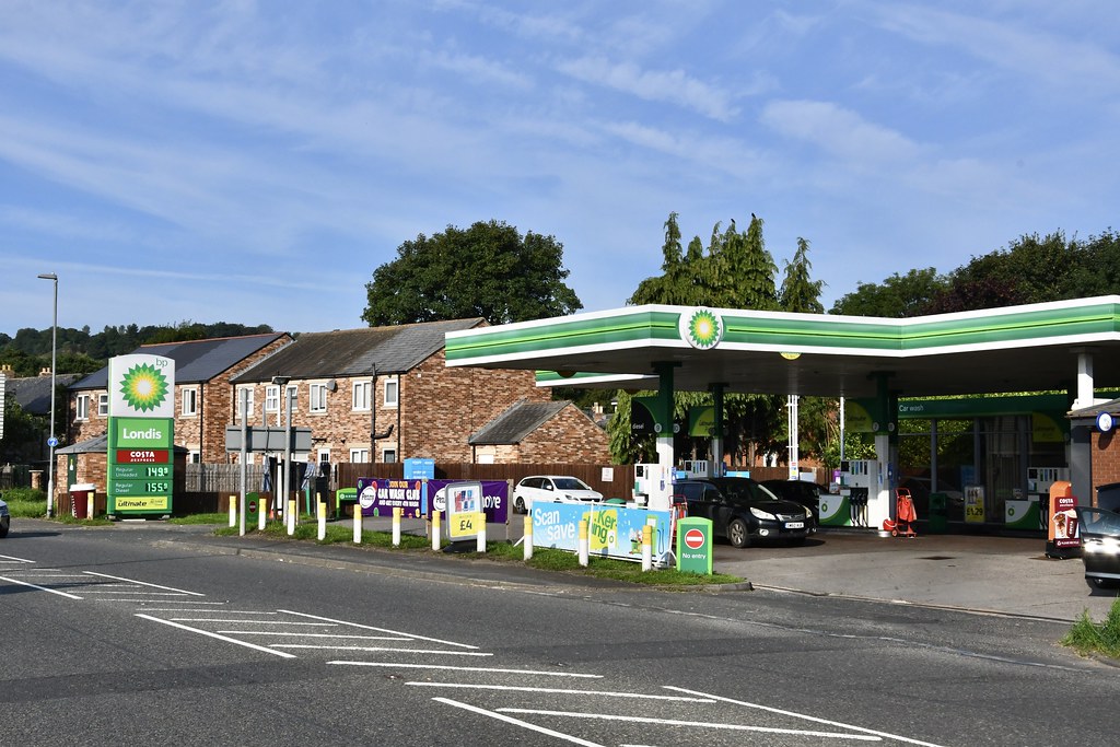 BP, Derwenthaugh Road Blaydon Tyne & Wear 2023. A former J… Flickr