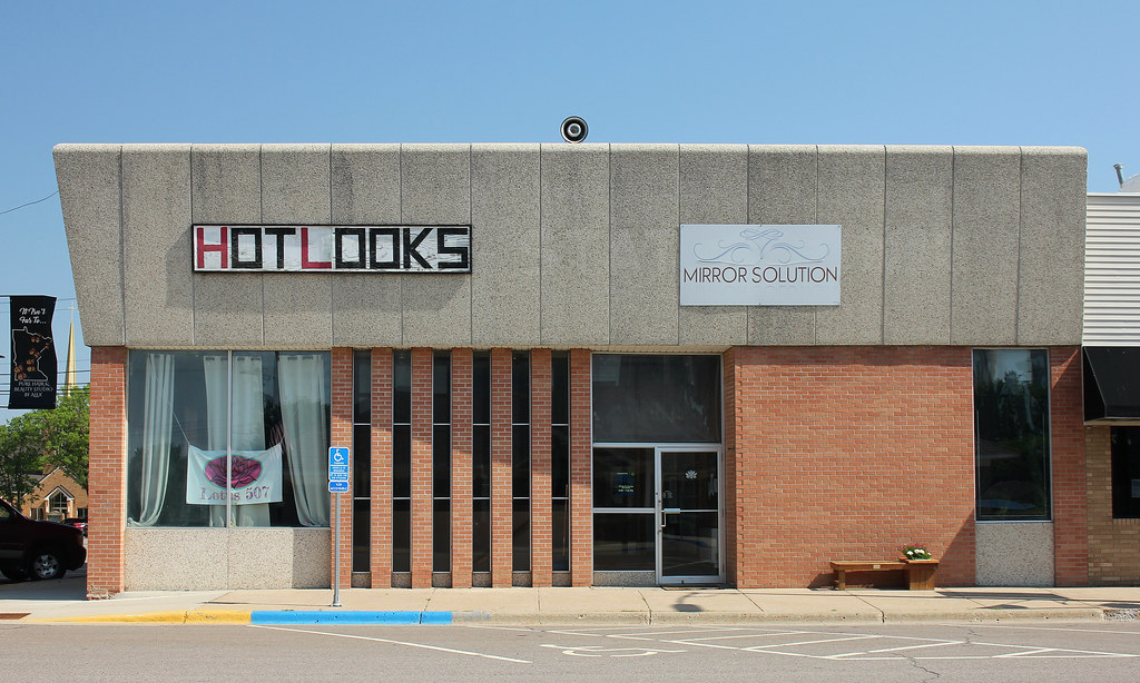 Bank Building Cottonwood, MN Tom McLaughlin Flickr