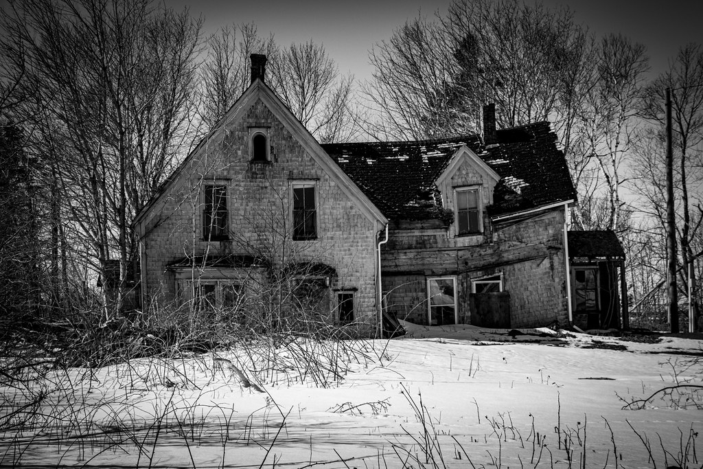 Fading Away 3 Abandoned home in Oyster Bed Bridge, PEI PaulK.PE
