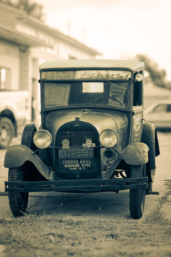 Osgood Bros. Hardware Store cuttingitclose Flickr