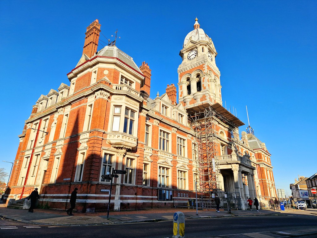 Eastbourne Eastbourne Town Hall is a municipal building in… Flickr