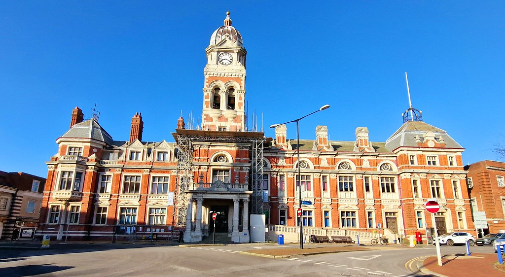 Eastbourne Eastbourne Town Hall is a municipal building in… Flickr