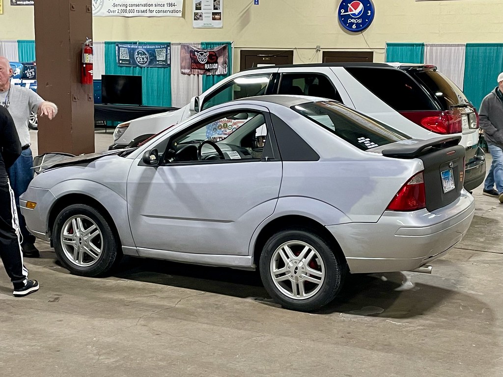 Quad city car show in Rock Island, Illinois Any idea what … Flickr
