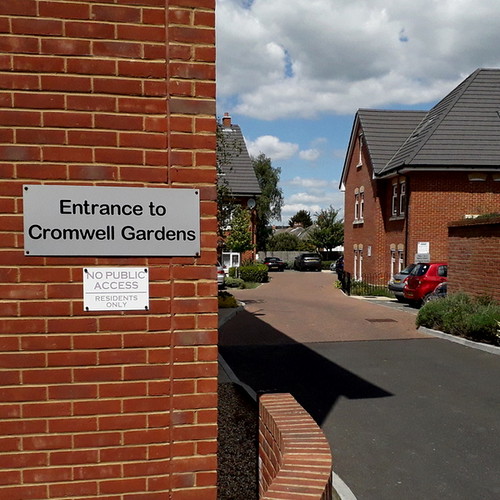 Cromwell Gardens, BH5 Chris Downer Flickr