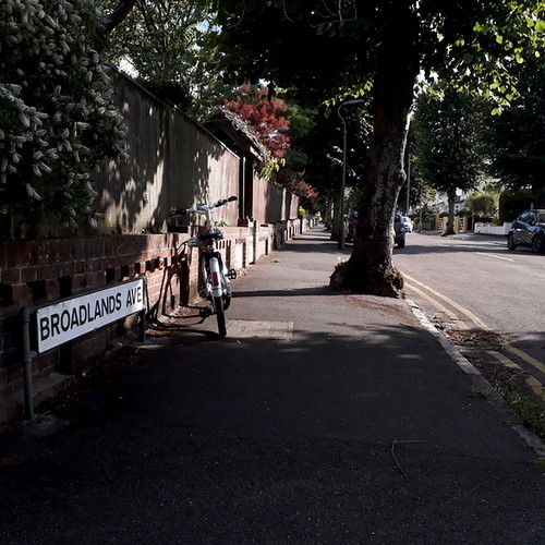 Broadlands Avenue, BH6 Chris Downer Flickr