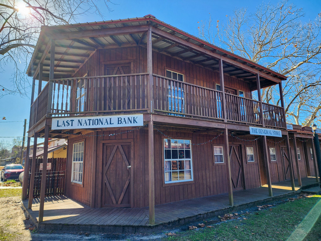 Last National Bank At the fairgrounds of the Branchville, … Flickr