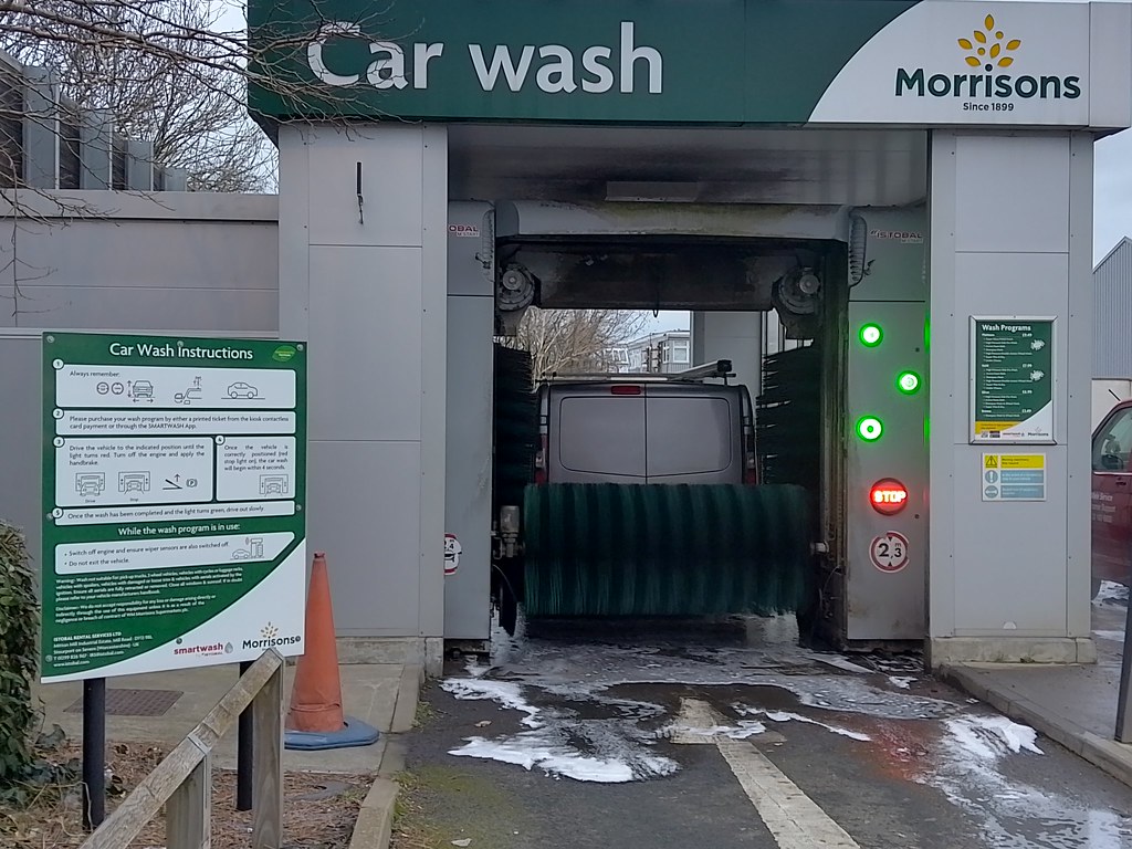 Morrisons car wash, Borehamwood Istobal m'start with black… Flickr