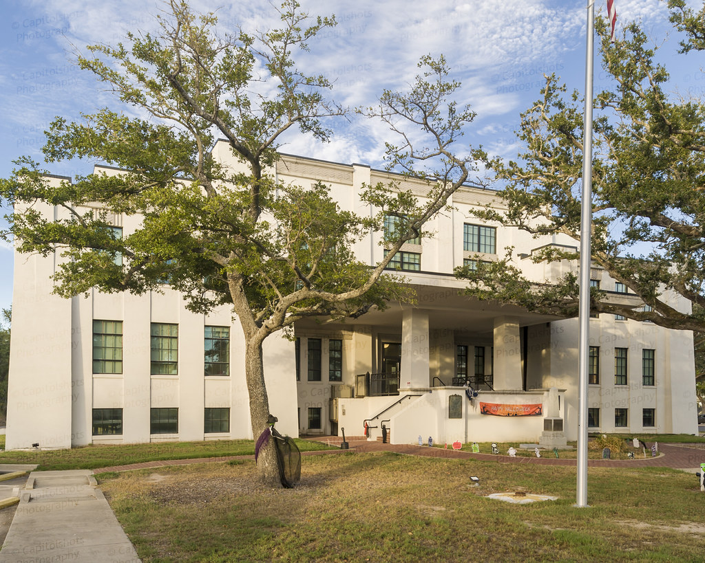 Cameron Parish Courthouse (Cameron, Louisiana) A photo of … Flickr